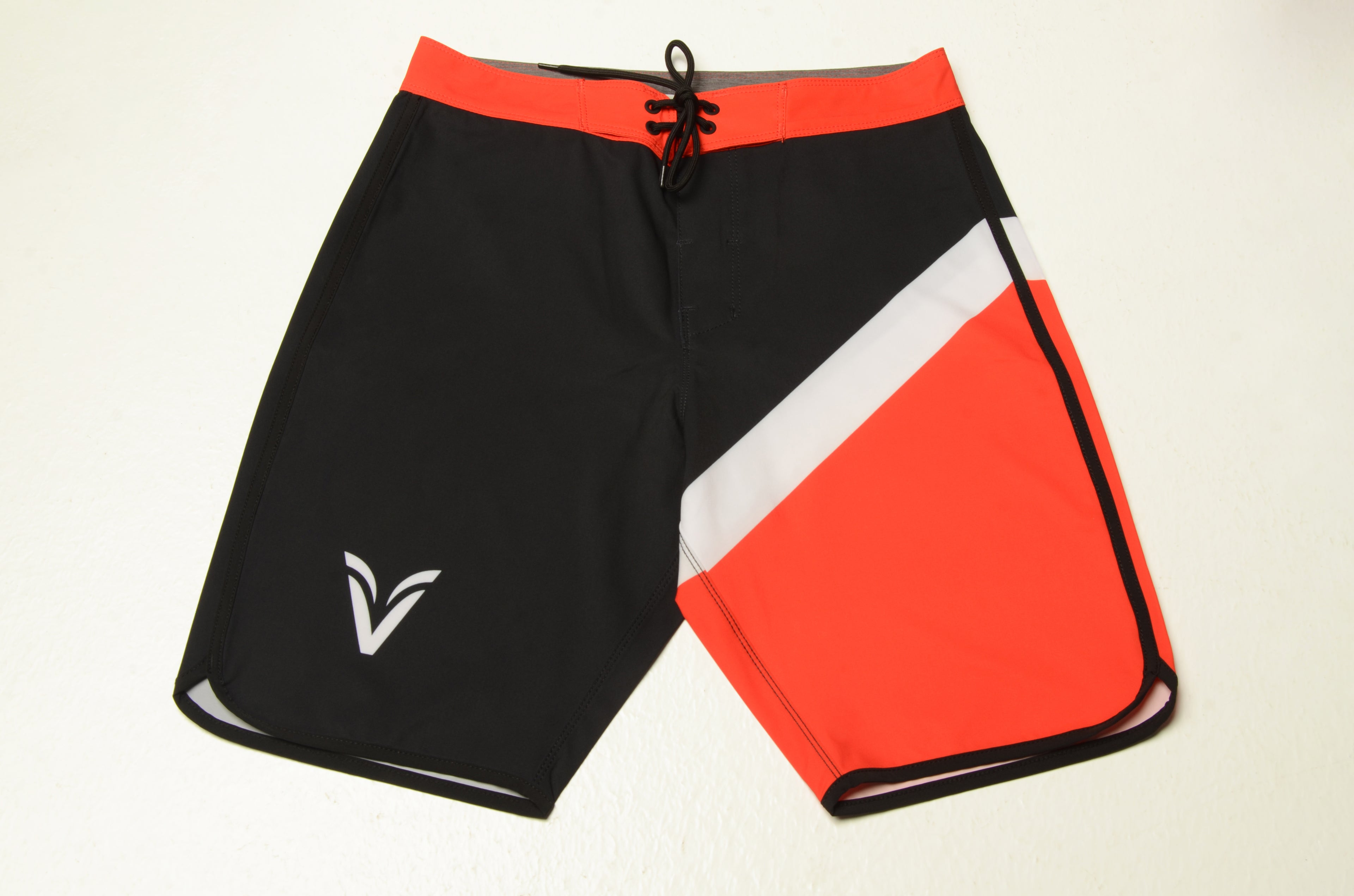 Red Physique shorts, colored on the side with white and red, V2